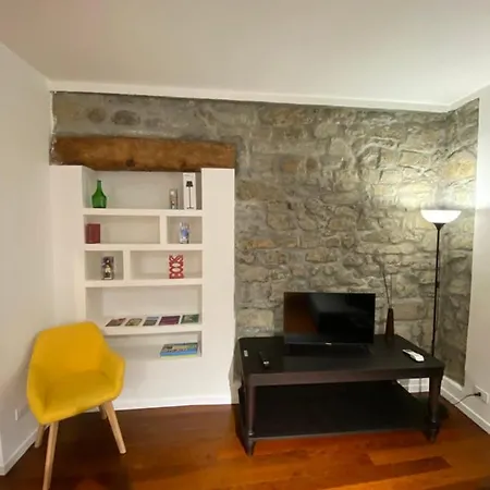 Karolina Apartment